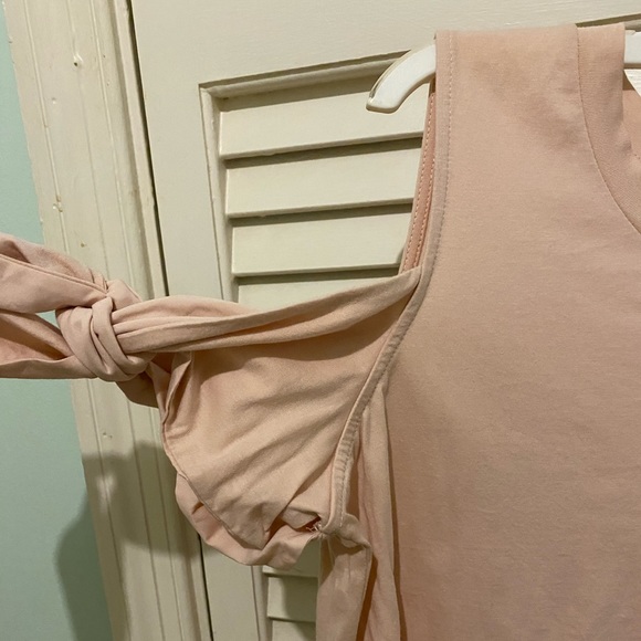 H&M Light Pink Top With Tie Detail - Picture 3 of 4